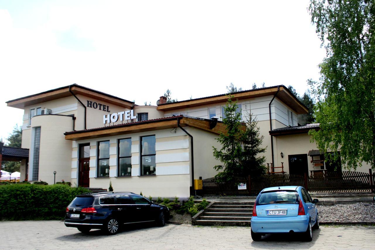 Hotel Pod Jeleniem Tuchola Zewnętrze zdjęcie