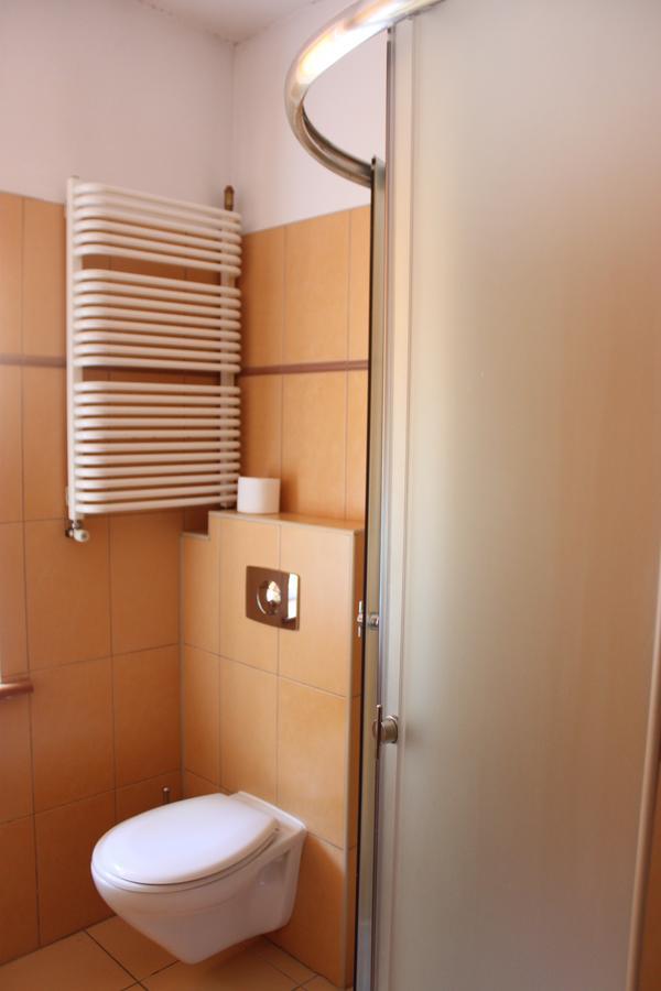 Hotel Pod Jeleniem Tuchola Zewnętrze zdjęcie